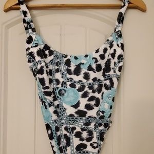 Fasion Nova bodysuit